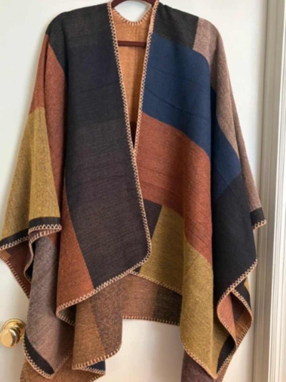 NWOT Women Plaid Sweater